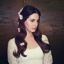 Lana Del Rey divulga mais uma música inédita. Ouça “Coachella – Woodstock In My Mind”