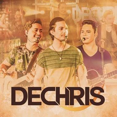 O trio sertanejo Dechris lança os vídeos das músicas “Sou Eu”, “Poeira No Asfalto”, “Vem Morar Comigo” e “Mudei Para Melhor” – ft. Mariana Fagundes