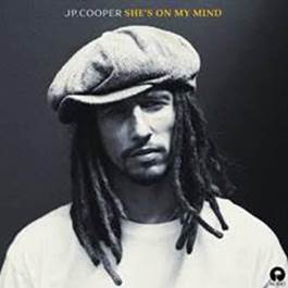 Cantor britânico JP Cooper lança novo single. Ouça “She’s On My Mind”!