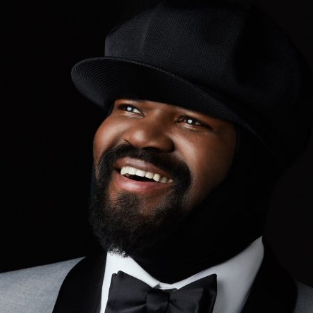 Gregory Porter lança o clássico de Nat King Cole, “The Christmas Song”, em tributo a seu herói musical