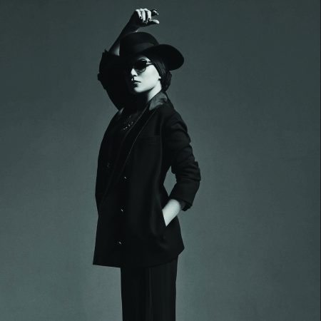 Melody Gardot lança o primeiro single de seu novo álbum. Ouça “Bad News”!