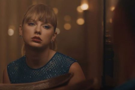 Taylor Swift divulga seu novo vídeo, “Delicate”