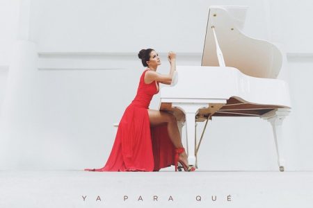 A cantora Greeicy lança novo single, “Ya Para Qué”, acompanhado de videoclipe