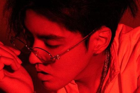 Já está disponível “Antares”, álbum de estreia de Kris Wu. Ouça “November Rain”