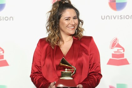 Maria Rita, Lenine, Chitãozinho & Xororó, Almir Sater e Renato Teixeira ganham prêmios no 19º Grammy Latino!