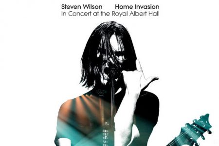 Chega a todas as plataformas digitais o álbum “Home Invasion: In Concert At The Royal Albert Hall”, do Steven Wilson