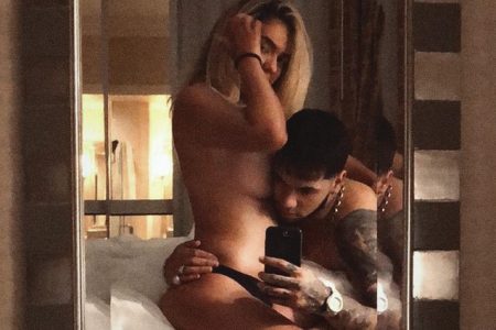 O superstar latino Anuel AA se une a Karol G, uma das maiores estrelas da atualidade, para o lançamento tão aguardado single “Secreto”