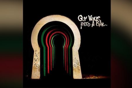 CONHEÇA “GUY WALKS IN TO A BAR…”, O TERCEIRO ÁLBUM DE ESTÚDIO DO MINI MANSIONS