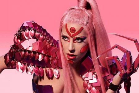 LADY GAGA ADIA DATA DE LANÇAMENTO DE “CHROMATICA”