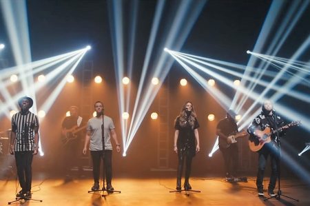 O GRUPO PEDRAS VIVAS DISPONIBILIZA O VIDEOCLIPE DE “TUDO QUE EU PRECISO”