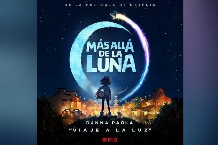 OUÇA “VIAJE A LA LUZ”, MÚSICA DE DANNA PAOLA, QUE FAZ PARTE DA TRILHA SONORA DE “MÁS ALLÁ DE LA LUNA”, NOVO FILME DA NETFLIX