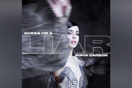 A ATRIZ E CANTORA SOFIA CARSON DISPONIBILIZA A MÚSICA “GUESS I AM A LIAR”