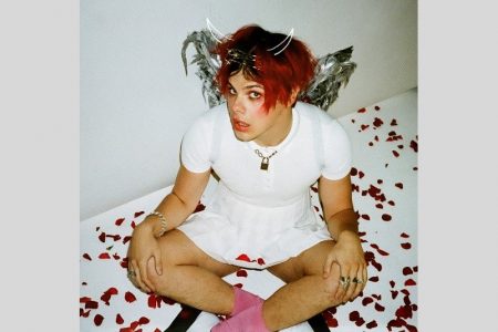 “COTTON CANDY”, O NOVO HIT DE YUNGBLUD, GANHA VERSÃO ACÚSTICA