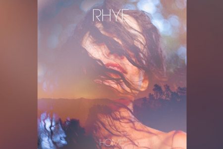 O CANTOR RHYE LANÇA A FAIXA “COME IN CLOSER” EM TODOS OS APLICATIVOS DE MÚSICA