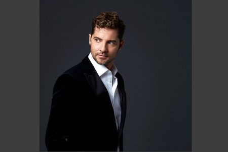 DAVID BISBAL RECEBE O PRÊMIO ODEON DE “MELHOR ÁLBUM POP” POR “EN TUS PLANES”