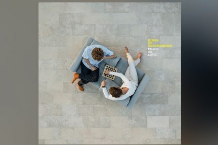 O DUO NORUEGUÊS KINGS OF CONVENIENCE LANÇA O ÁLBUM “PEACE OR LOVE”