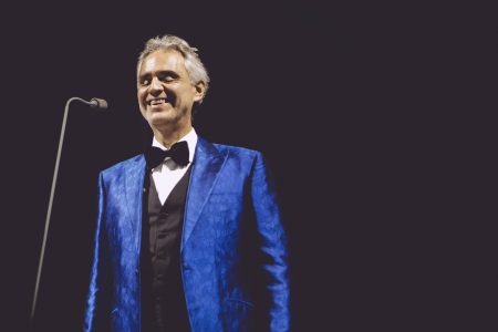 ANDREA BOCELLI SE APRESENTA NA CERIMÔNIA DE ABERTURA DO CAMPEONATO UEFA EURO 2020