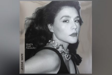 APÓS CONQUISTAR O CERTIFICADO DE PLATINA, O ÁLBUM “WHAT’S YOUR PLEASURE?”, DE JESSIE WARE, GANHA UMA VERSÃO COMEMORATIVA