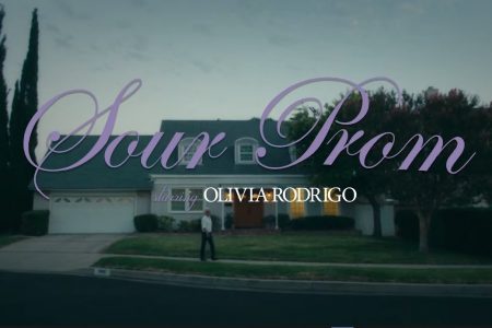 OLIVIA RODRIGO APRESENTA O LIVESTREAM “SOUR PROM CONCERT FILM”