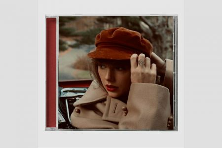 TAYLOR SWIFT LANÇA NA UMUSIC STORE A VERSÃO FÍSICA DO ÁLBUM “RED (TAYLOR’S VERSION)”