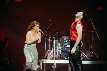 DE SURPRESA, ALESSIA CARA E JÃO CANTAM JUNTOS NO PALCO DO LOLLAPALOOZA