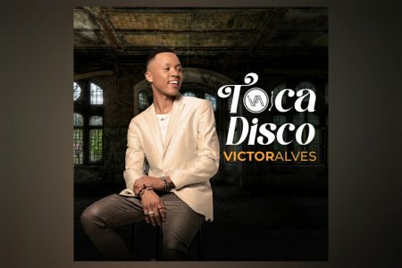 GANHADOR DO THE VOICE 2020, VICTOR ALVES APRESENTA “TOCA DISCO”, SEU NOVO SINGLE E CLIPE