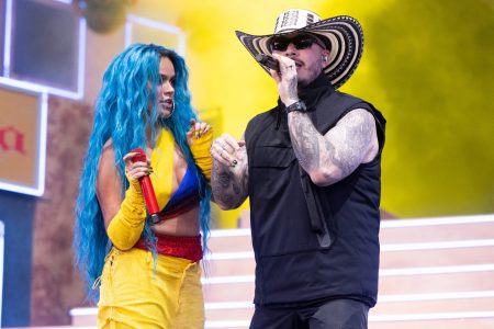 KAROL G E J BALVIN LIDERAM AS INDICAÇÕES DOS PRÊMIOS JUVENTUD 2022