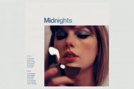 TAYLOR SWIFT ANUNCIA NO MTV MUSIC AWARDS O LANÇAMENTO DE SEU NOVO ÁLBUM, “MIDNIGHTS”, PARA O DIA 21 DE OUTUBRO