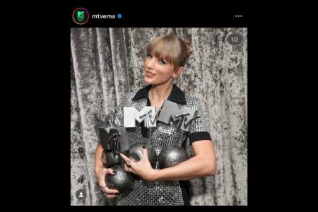 TAYLOR SWIFT GANHA QUATRO CATEGORIAS DO EMA E É INDICADA EM OUTRAS QUATRO NO GRAMMY® 2023