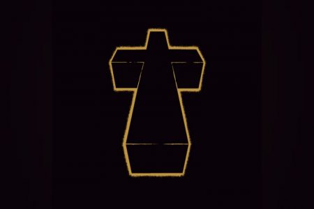 [VIRGIN] A EDIÇÃO COMEMORATIVA DO ÁLBUM “15TH ANNIVERSARY CROSS”, DO JUSTICE, JÁ PODE SER CONFERIDA