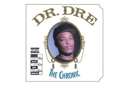 A EDIÇÃO COMEMORATIVA DE 30 ANOS DO ÁLBUM “THE CHRONIC”, DO DR. DRE, CHEGA REMASTERIZADA E AOS APLICATIVOS DE MÚSICA PELA PRIMEIRA VEZ