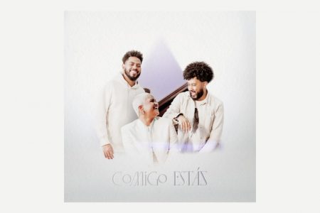 O PRETO NO BRANCO LANÇA O SINGLE E CLIPE DE “COMIGO ESTÁS”, TERCEIRA CANÇÃO DO NOVO ÁLBUM DO GRUPO