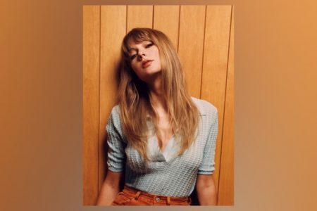 FENÔMENO! TAYLOR SWIFT É A PRIMEIRA ARTISTA FEMININA A ULTRAPASSAR TRÊS BILHÕES DE STREAMS NO SPOTIFY COM O ÁLBUM “MIDNIGHTS”