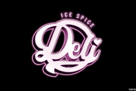 TWERK E OSTENTAÇÃO NO NOVO VIDEOCLIPE DA RAPPER ICE SPICE, “DELI”