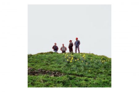 O COLETIVO CANADENSE NEW WEST APRESENTA A MÚSICA “COLD TEA”