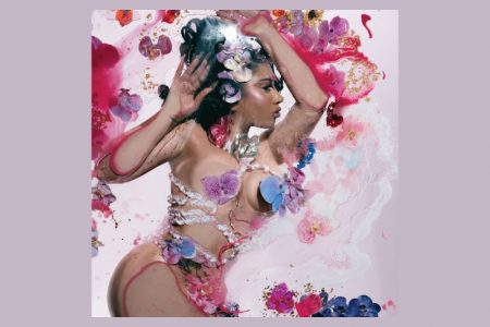 “TE MATA”, NOVO SINGLE DE KALI UCHIS, ESTREOU COM MAIS DE 1.1 MILHÃO DE STREAMS NO PRIMEIRO DIA