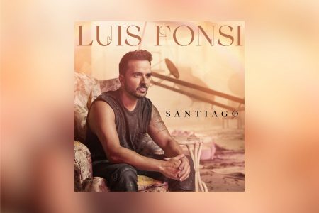 LUIS FONSI CONTINUA “EL VIAJE” MUSICAL COM A ESTREIA DE SEU NOVO SINGLE E VÍDEO OFICIAL, “SANTIAGO”