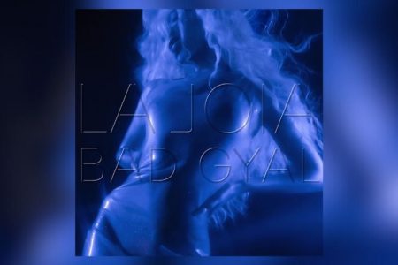 BAD GYAL ARRASA COM SEU ÁLBUM DE ESTREIA, “LA JOIA”, E ALCANÇA O #3 NO DEBUT GLOBAL DE ÁLBUNS NO SPOTIFY