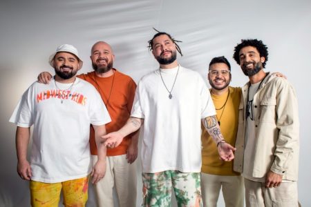 MANEVA AGITA MARESIAS EM FESTA À BEIRA-MAR COM SHOW EXCLUSIVO NESTE FINAL DE SEMANA