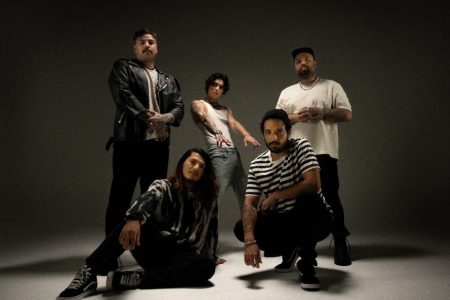 BULLET BANE USA O AMOR COMO NORTE NA FAIXA “SEM DIREÇÃO”, QUE VEM ACOMPANHADA DE VIDEOCLIPE