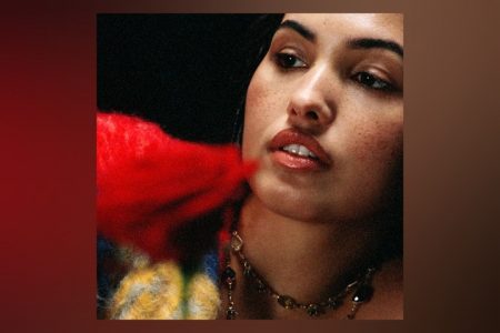 MABEL APRESENTA SEU AGUARDADO SINGLE, “VITAMINS”, QUE CHEGA ACOMPANHADO POR UM LYRIC VIDEO