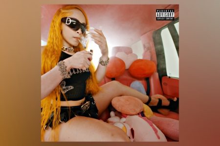 ICE SPICE LANÇA “GIMMIE A LIGHT”, O PRIMEIRO SINGLE OFICIAL DO PRÓXIMO ÁLBUM DE ESTREIA “Y2K”
