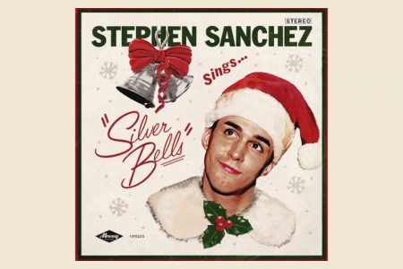 Stephen Sanchez disponibiliza sua versão de “Silver Bells (Amazon Music Original)”