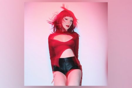 Sophie and the Giants está de volta com o irresistível novo single, “Red Light”