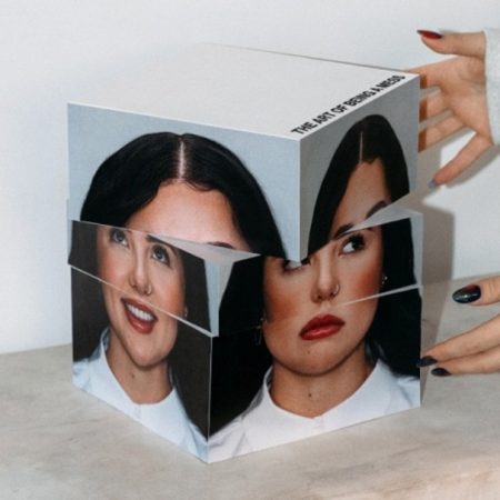 “The Art Of Being A Mess”, novo álbum de Lauren Spencer Smith, já está disponível