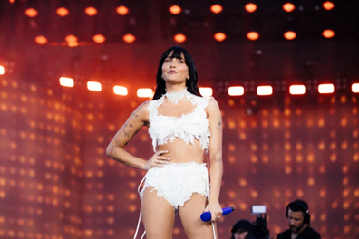 AITANA faz história com show esgotado no estádio olímpico de Barcelona e se consolida como ícone global do pop