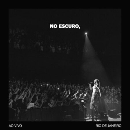 Carol Biazin lança o audiovisual “No Escuro, (Ao Vivo no Rio de Janeiro)”