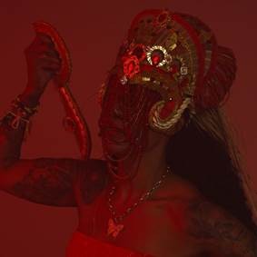 Ana Cacimba celebra a força de Oyá em novo single com influências da MPB e de ritmos afro-brasileiros