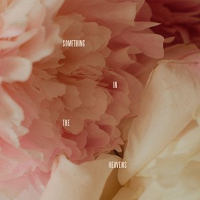 Lewis Capaldi revela seu novo e emocionante hino “Something In The Heavens”