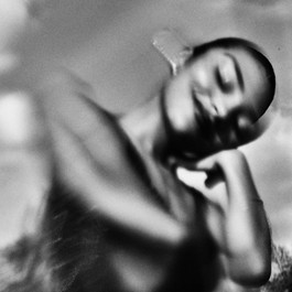 Olivia Dean lança seu novo álbum, “The Art Of Loving”, incluindo o single “So Easy (To Fall In Love)”